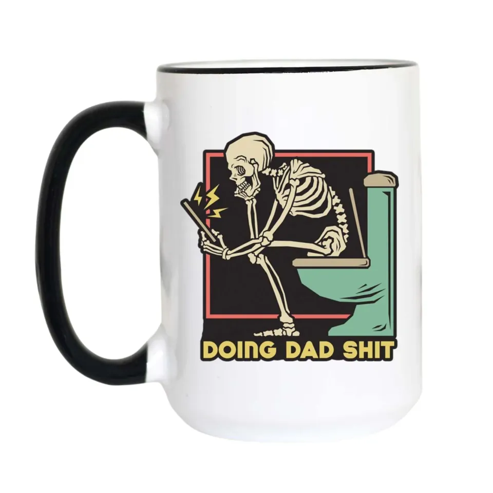 Mugsby Doing Dad Shit kop hvid 325 ml sjov