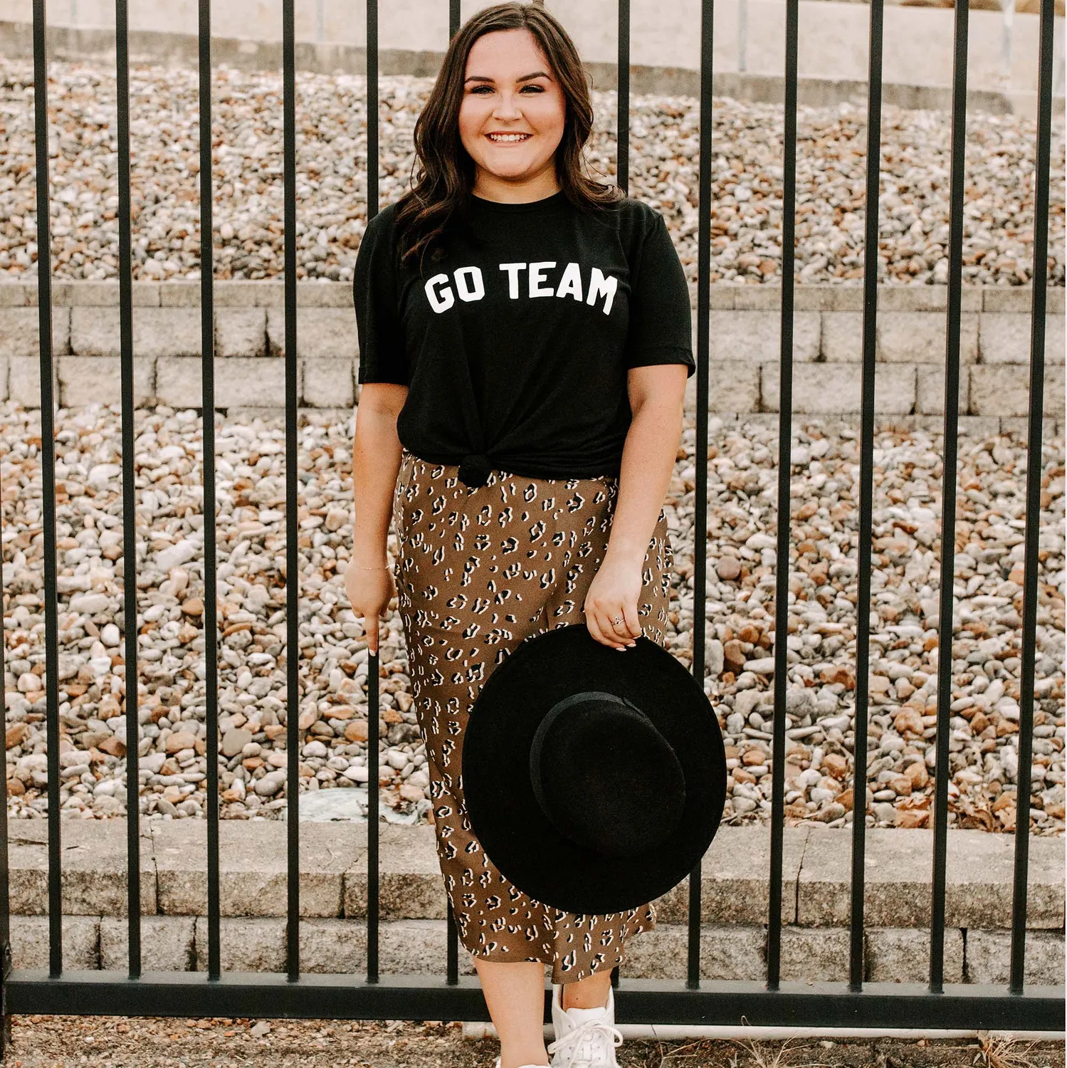 Mugsby Go Team fodbold T-shirt sort unisex