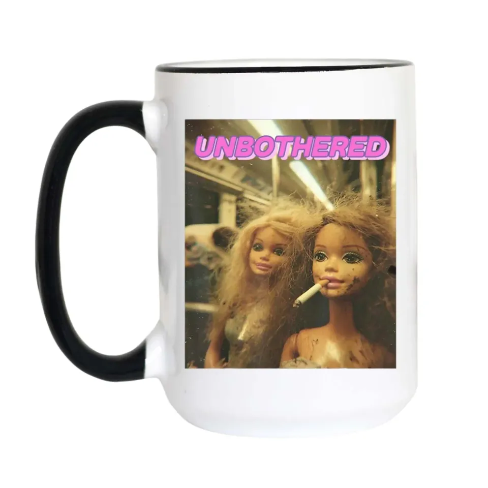 Mugsby Unbothered krus hvid 325 ml meme retro