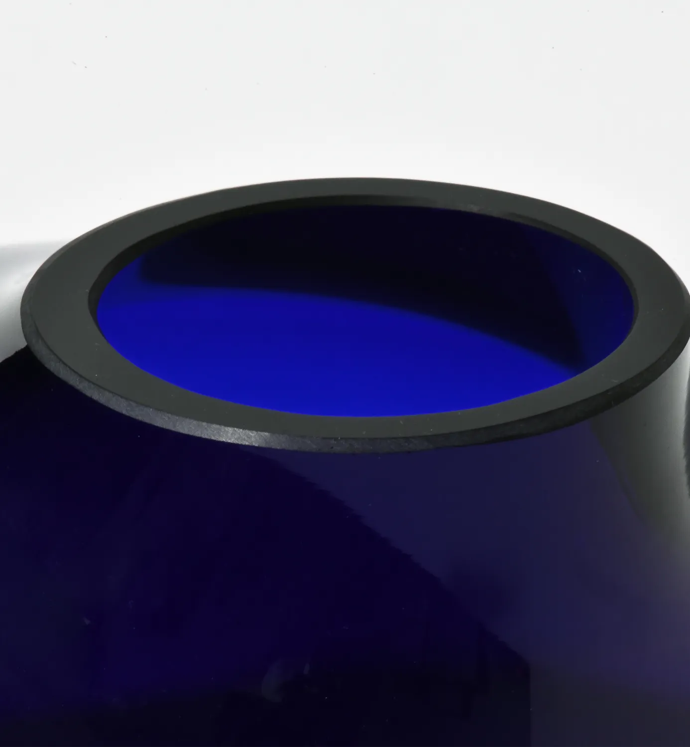 Krosno Pebble 2017 vase 12 cm koboltblå