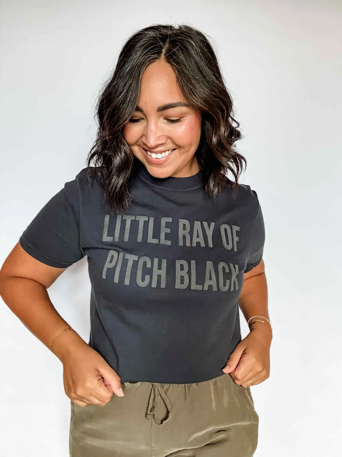 Mugsby Little Ray of Pitch Black t-shirt sort Large bomuld