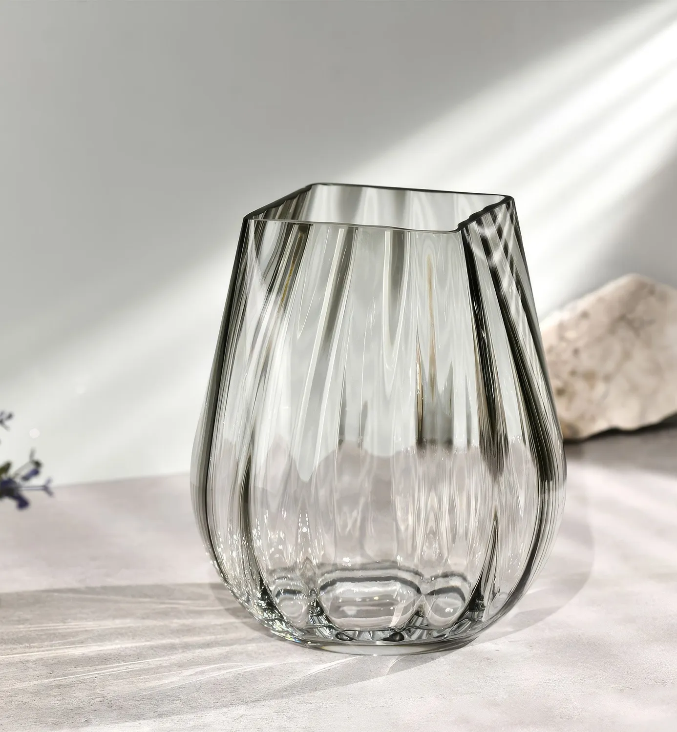 Krosno Heavy Ribbed vase røget glas 25,5 cm riflet