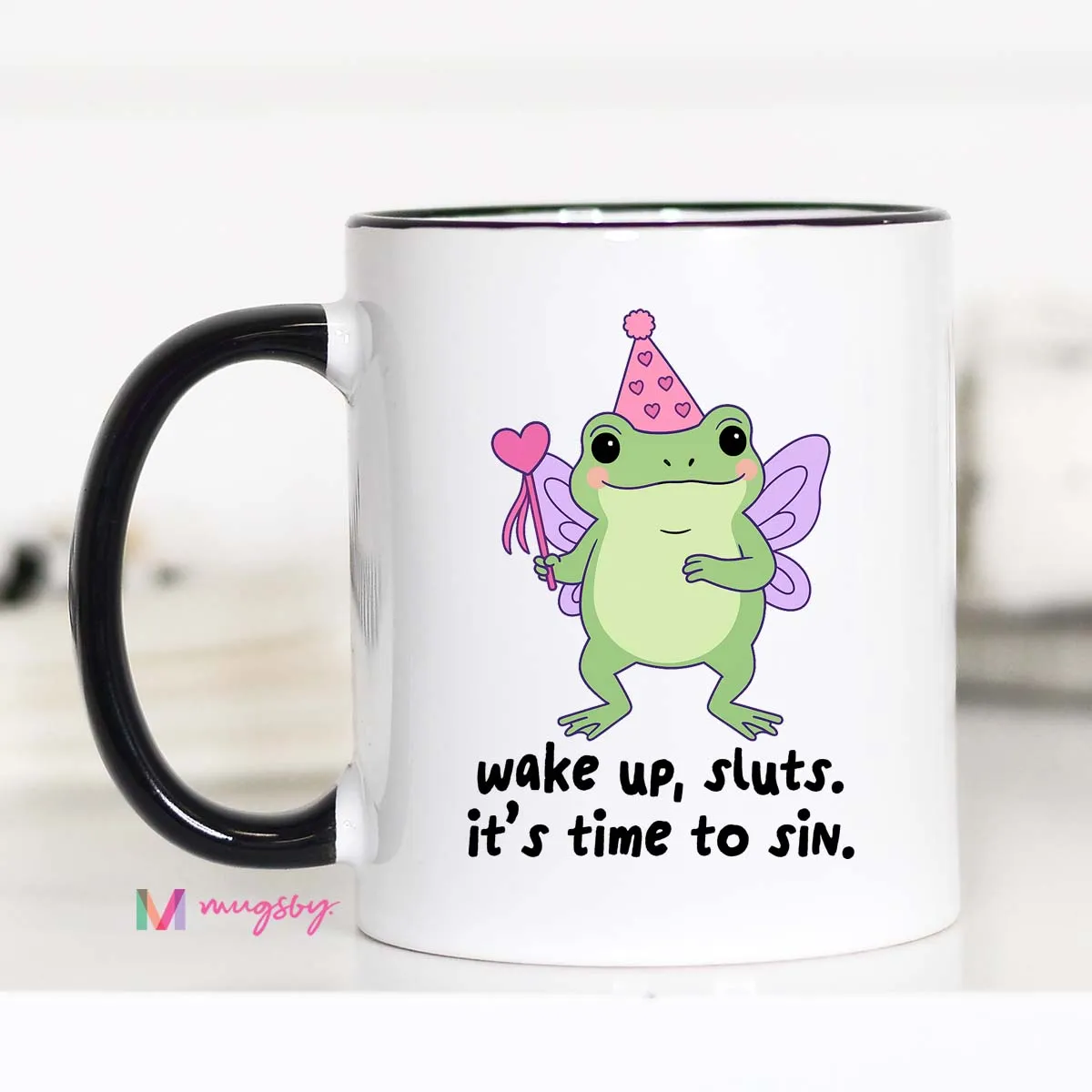 Mugsby Wake Up Sluts frø krus hvid 325 ml