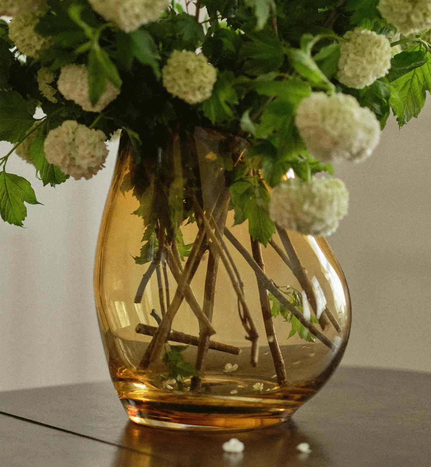 Krosno Organic vase 28 cm ravfarvet