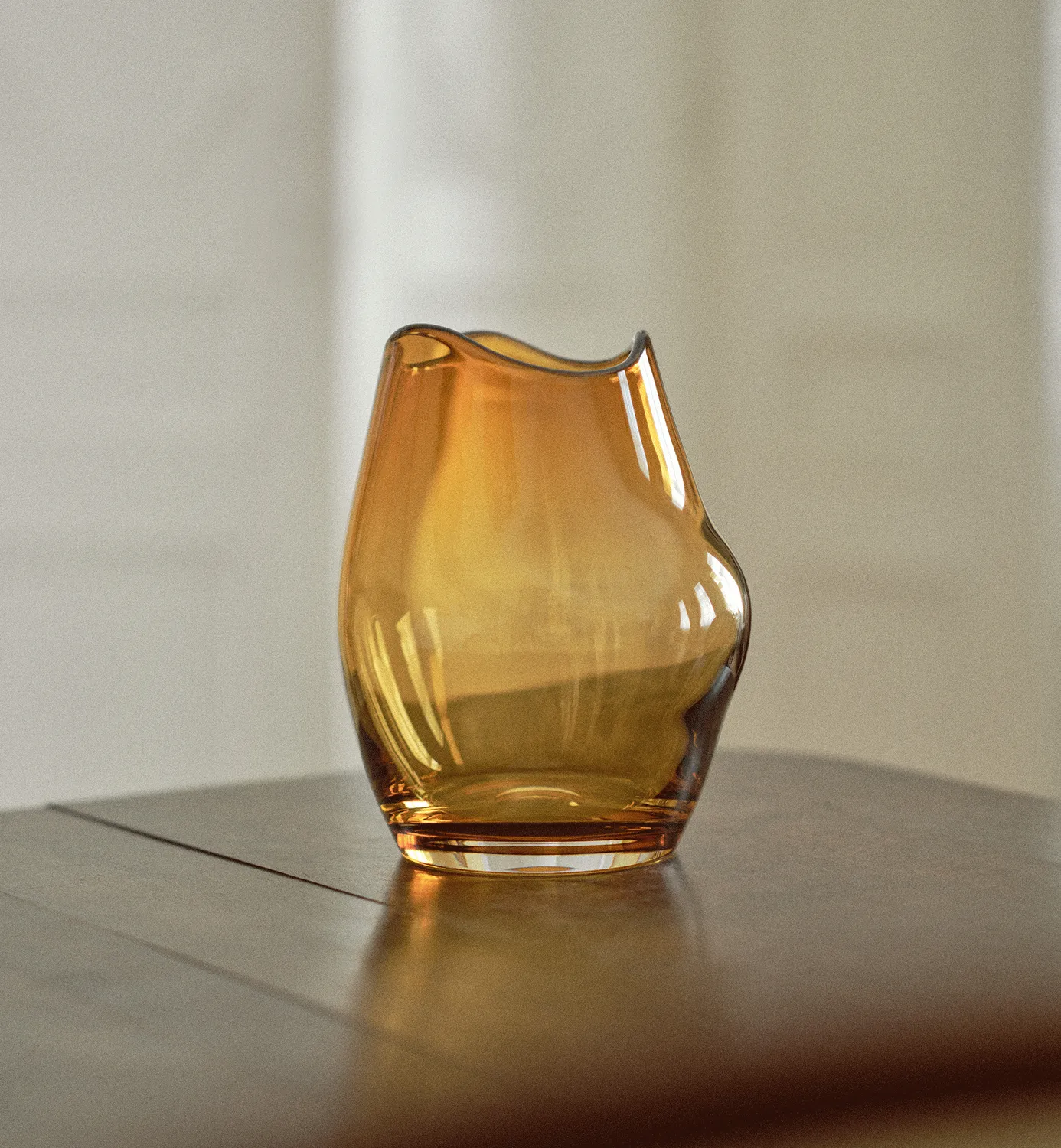 Krosno Organic vase 28 cm ravfarvet