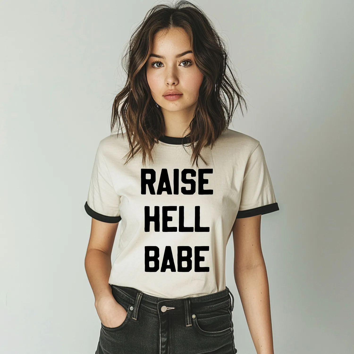 Mugsby Raise Hell Babe Graphic Tee t-shirt Small bomuld