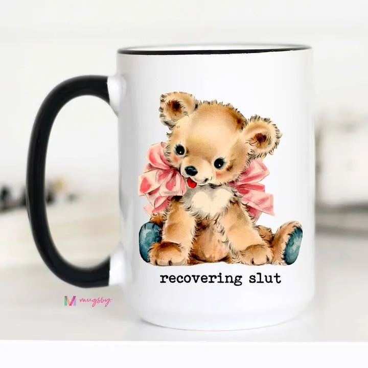 Mugsby Recovering Slut Teddy Bear krus hvid 325 ml