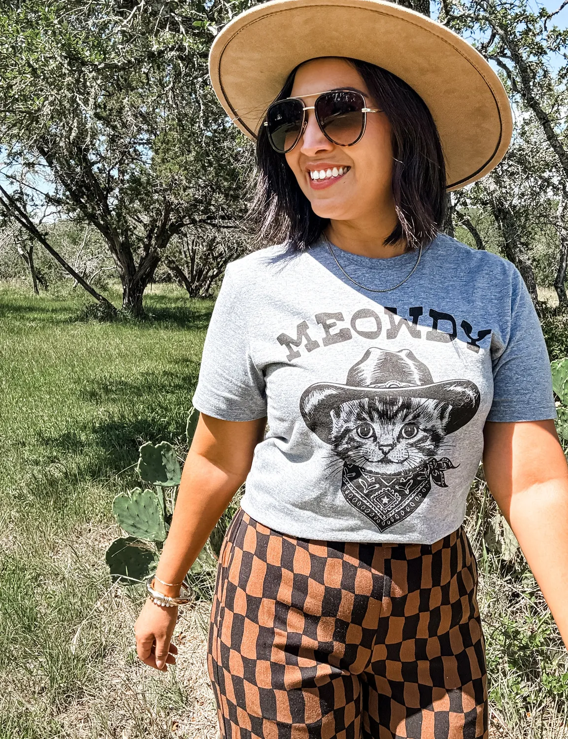 Mugsby Meowdy t-shirt cowboy kat