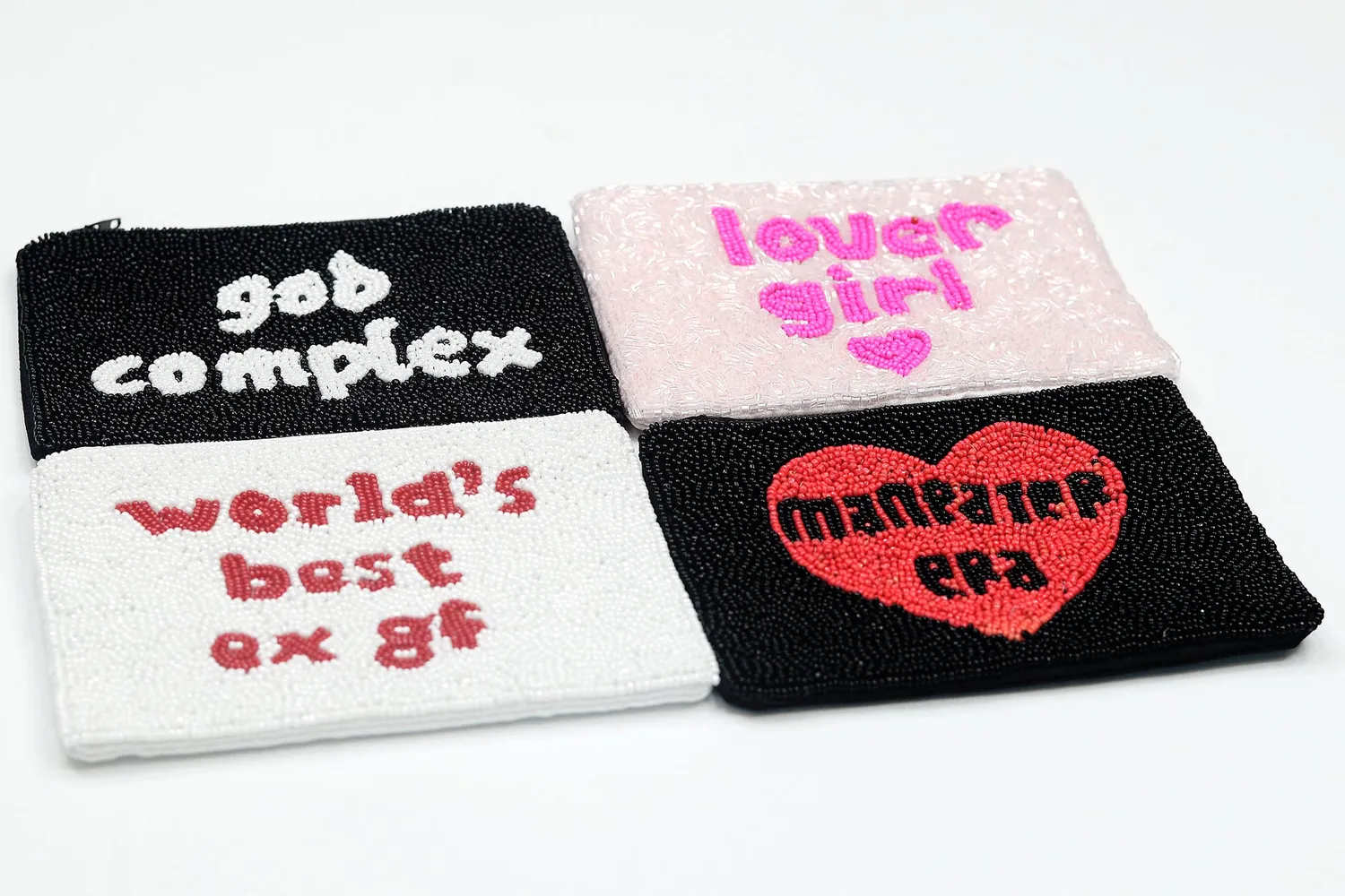 Mugsby Maneater Era perle clutch 13x15 cm