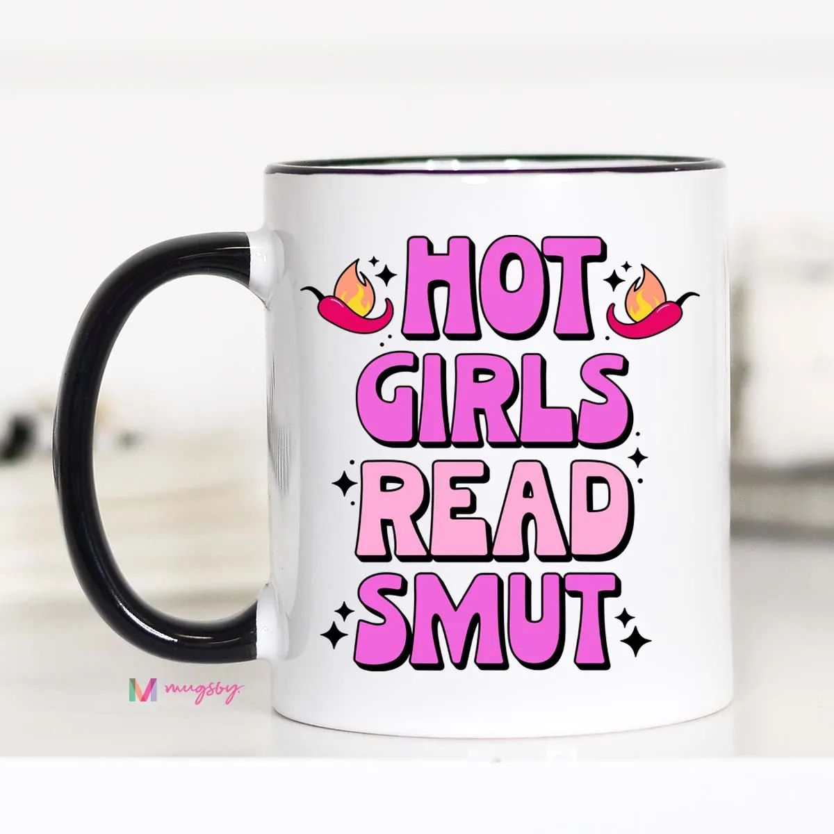 Mugsby Hot Girls Read Smut kop 11 oz hvid keramik sjov
