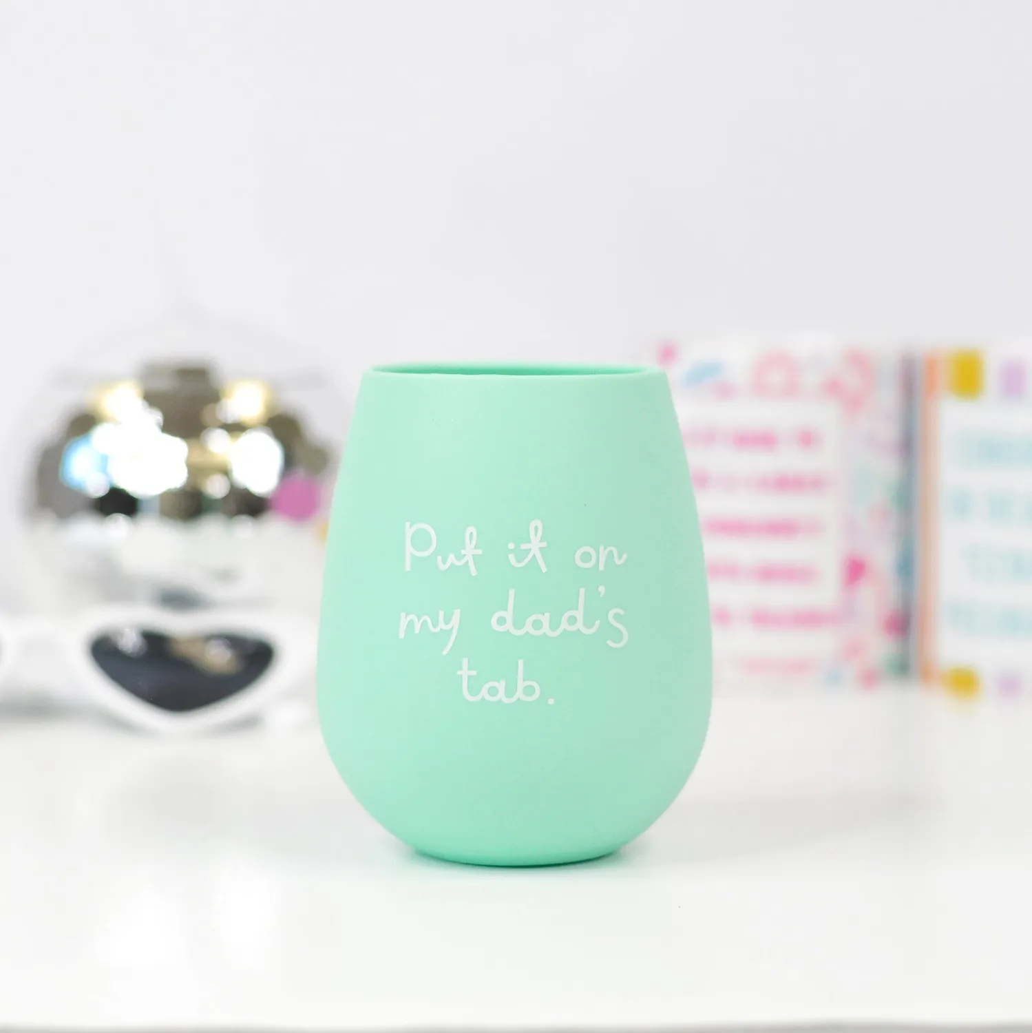 Mugsby Good Things Comes to Hoes vinglas silikone sjov