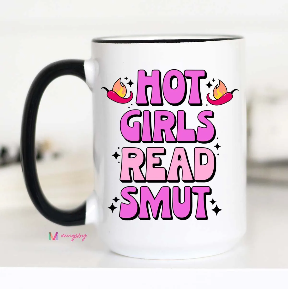 Mugsby Hot Girls Read Smut kop 11 oz hvid keramik sjov