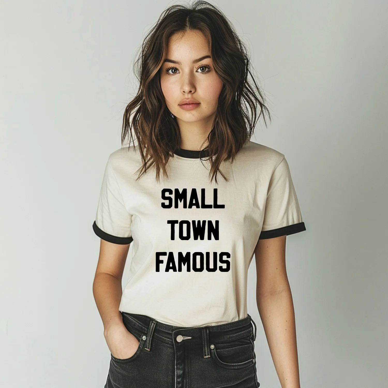 Mugsby Small Town Famous t-shirt bomuld natur str M
