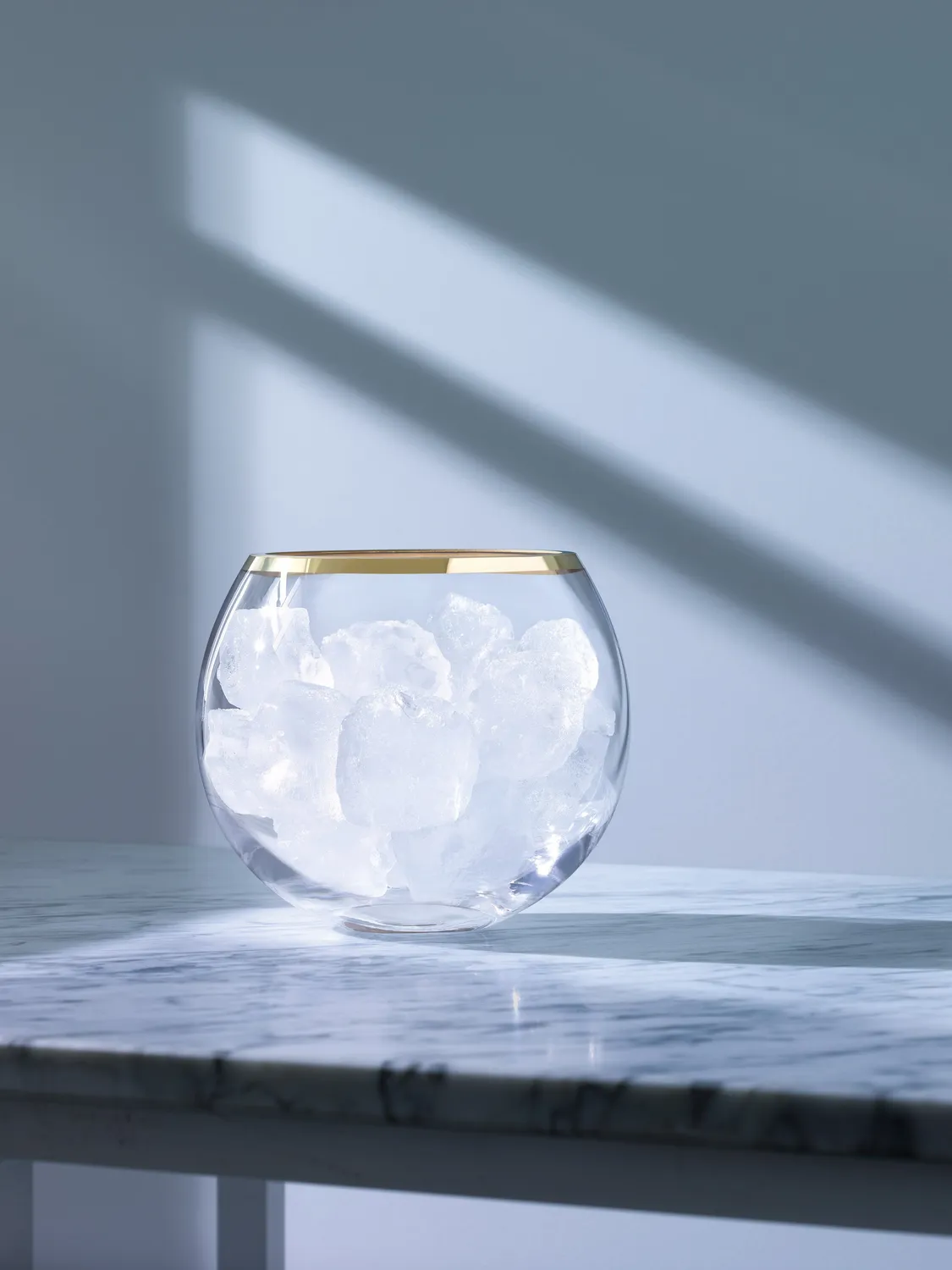 LSA Luca isspand mundblæst glas guldkant