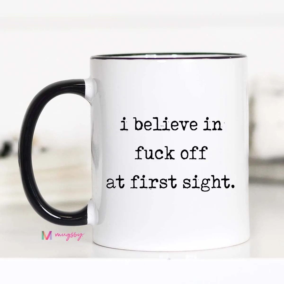 Mugsby Introvert F*ck Off krus 325 ml hvid sjov
