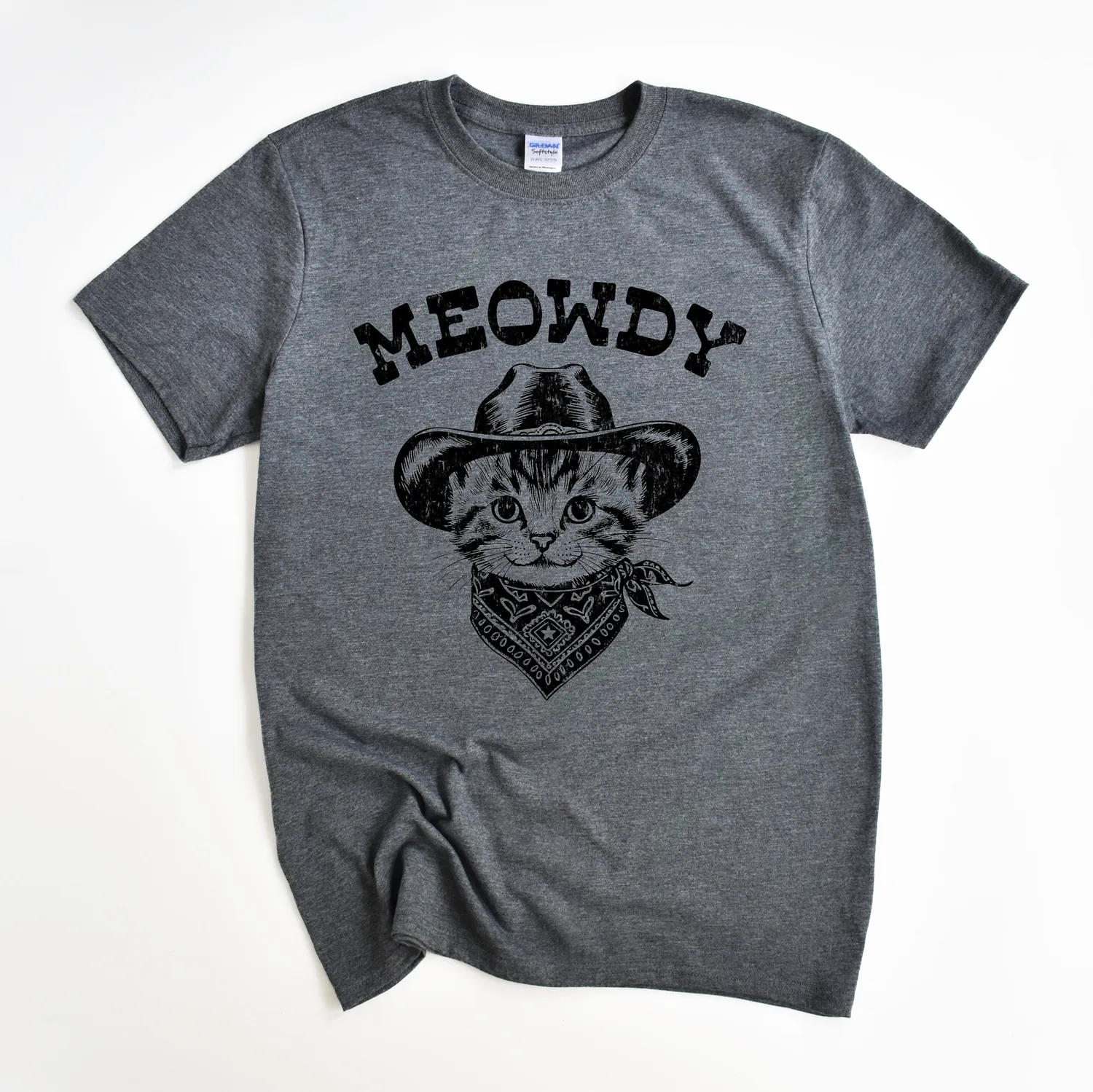 Mugsby Meowdy t-shirt cowboy kat