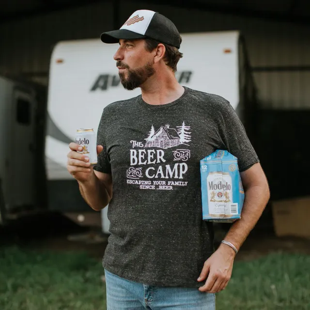 Mugsby Beer Camp Black Heather Crew t-shirt sort