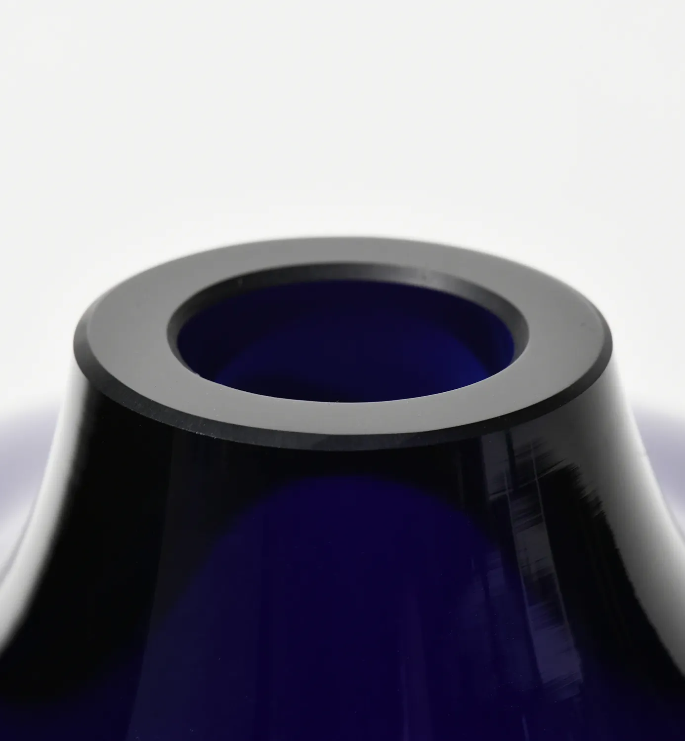 Krosno Pebble 2017 vase 20 cm koboltblå