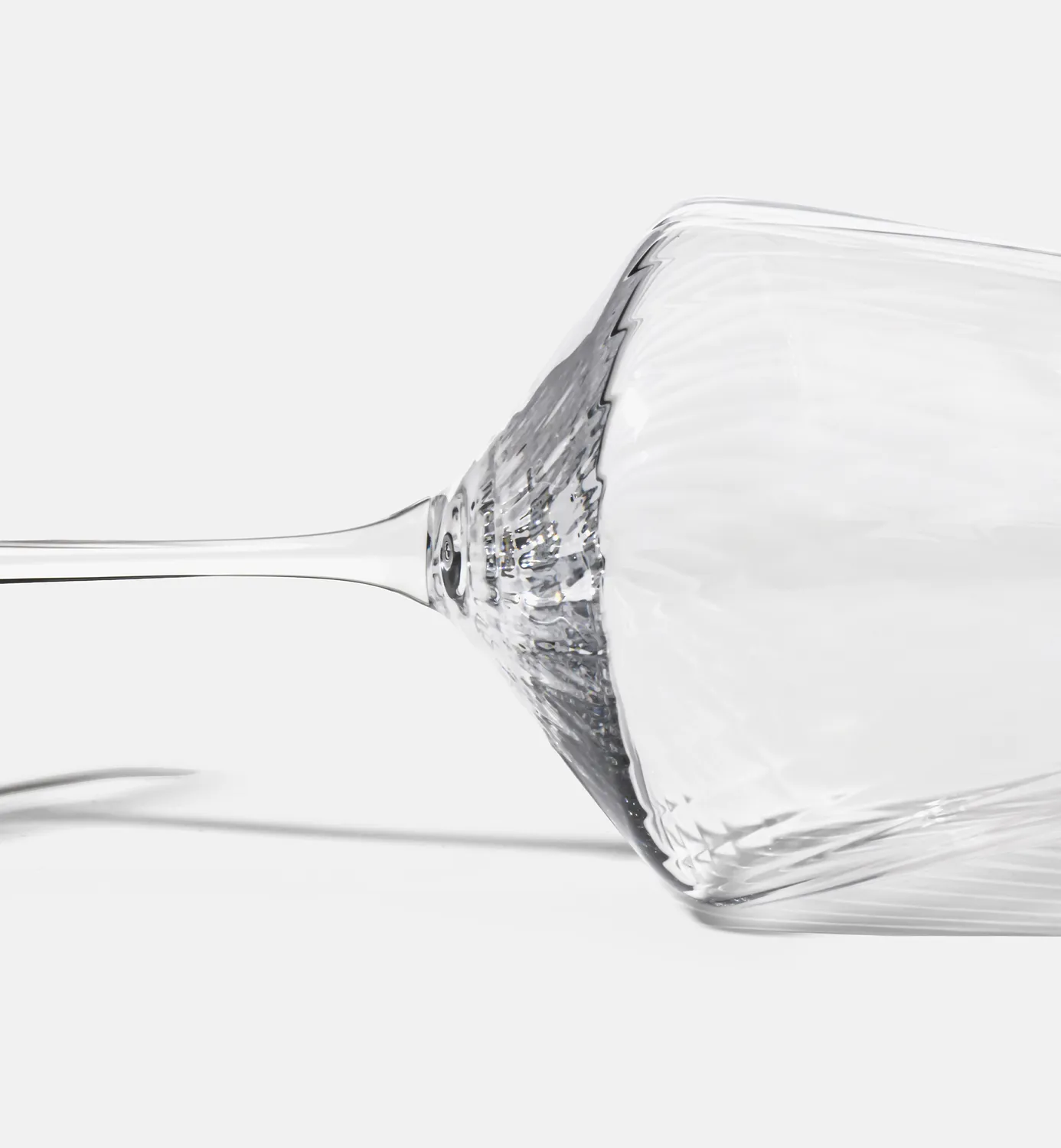 Krosno Avant-Garde LUMI rødvinsglas 550 ml klart