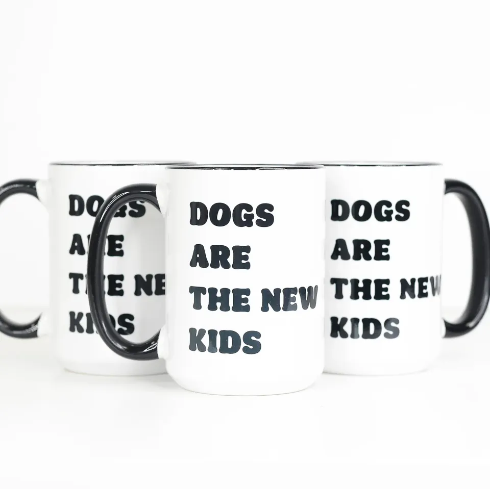 Mugsby Dogs Are the New Kids krus 325 ml hvid keramik