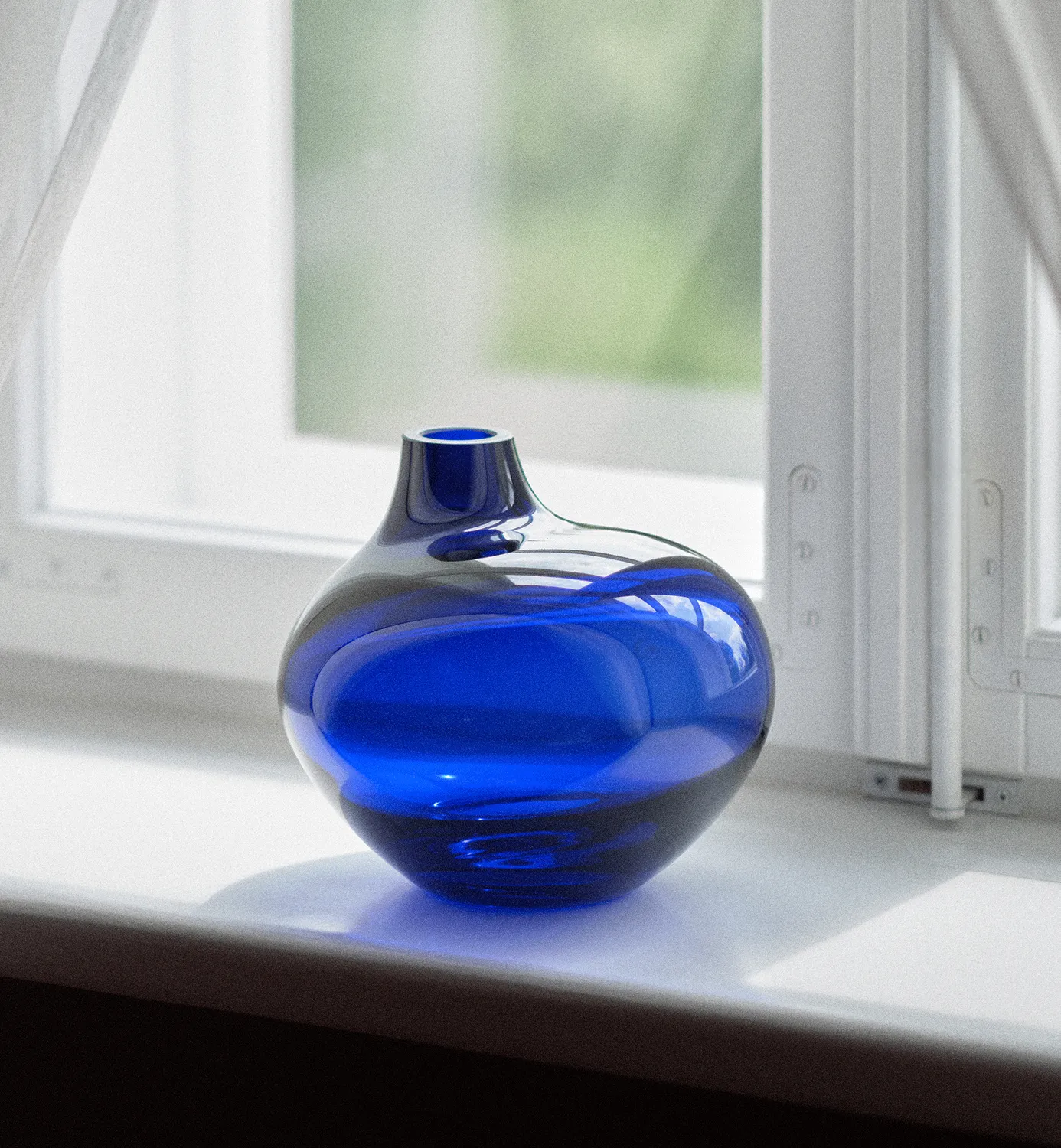 Krosno Pebble 2017 vase 20 cm koboltblå