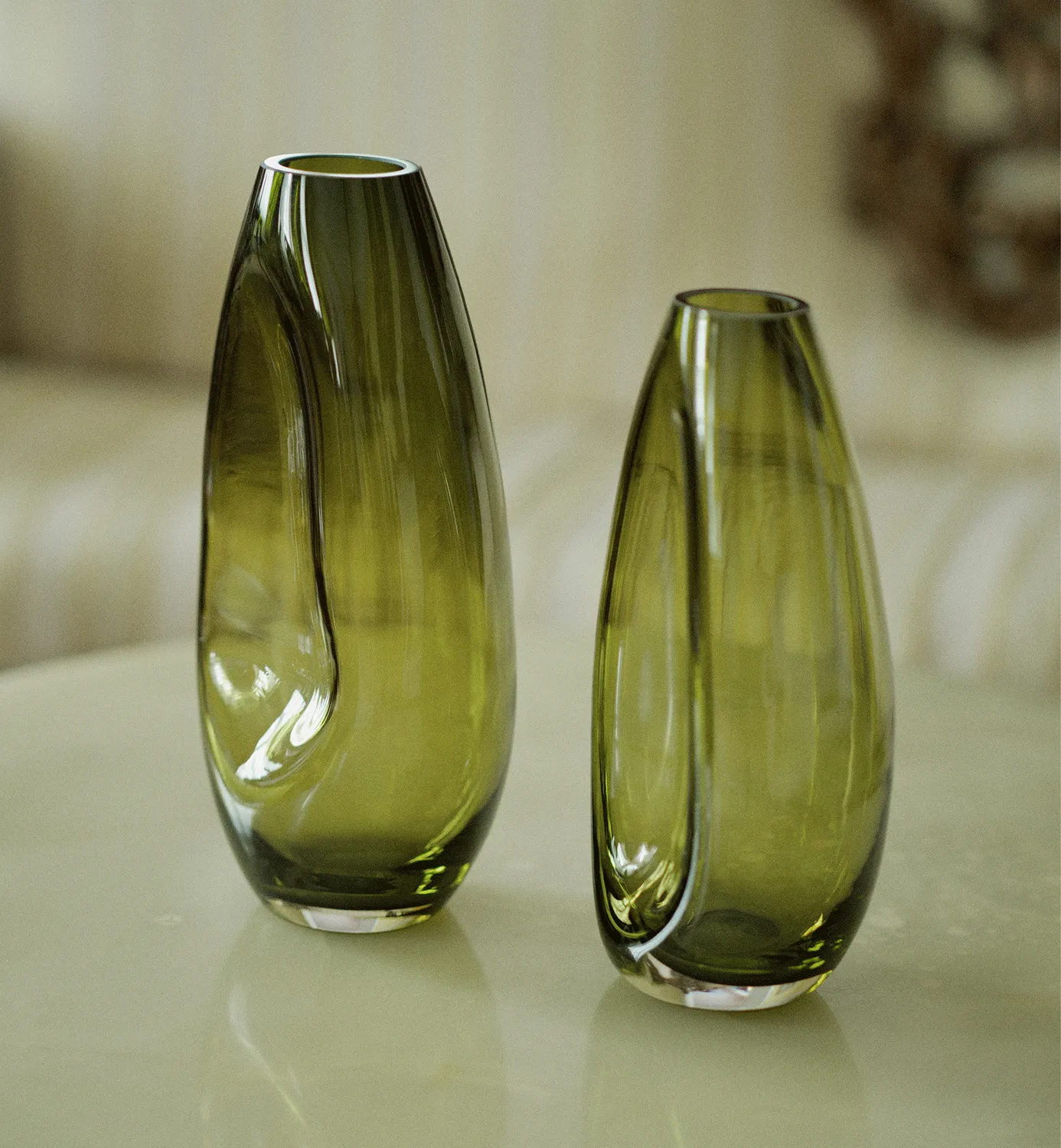 Krosno Flow vase 32 cm oliven mundblæst glas