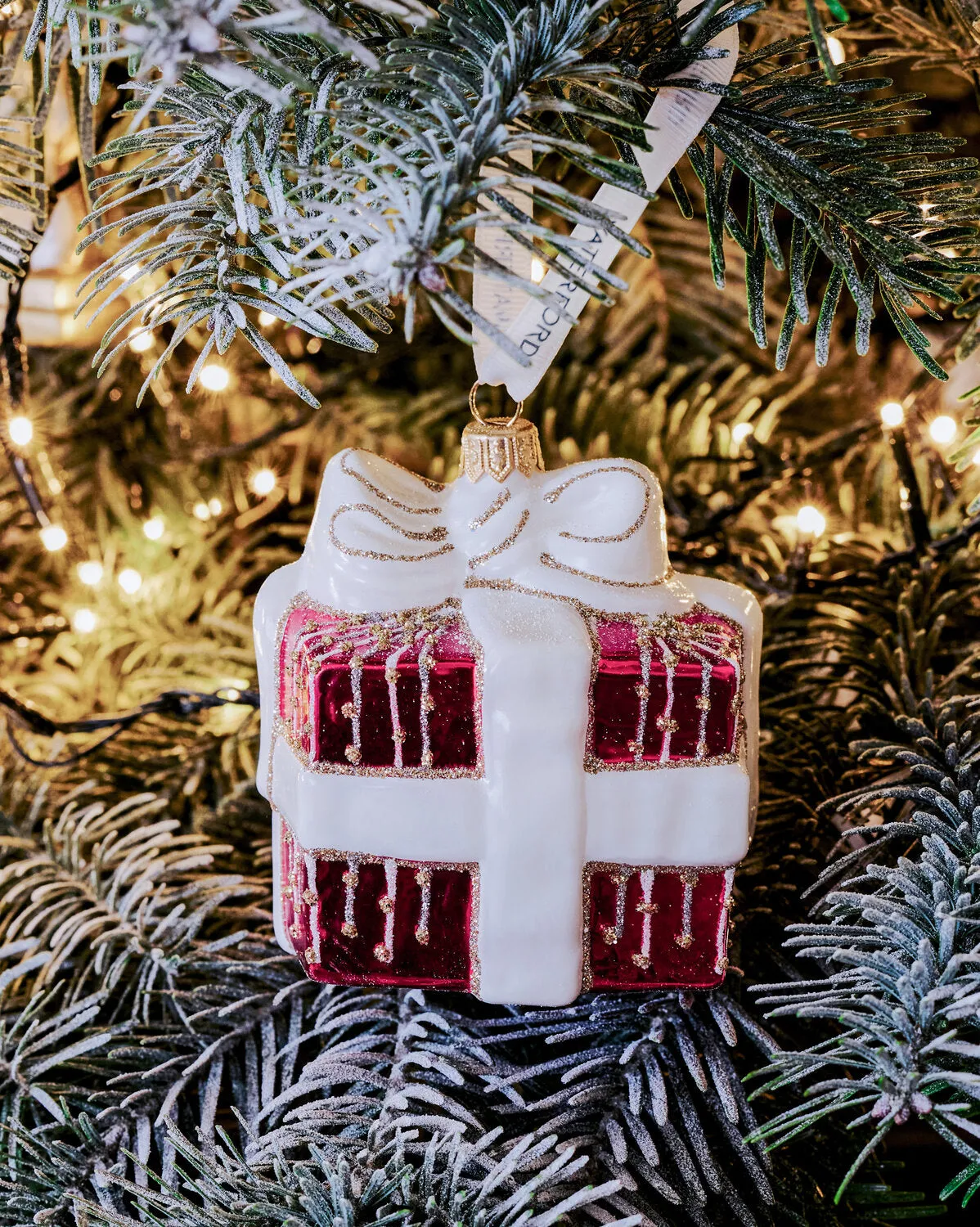 Waterford Holiday Heirlooms Red Present julekugle