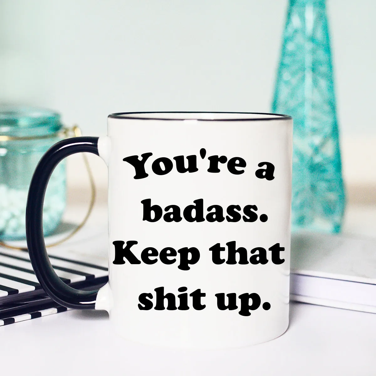 Mugsby You are a Badass kop 325 ml hvid motivation