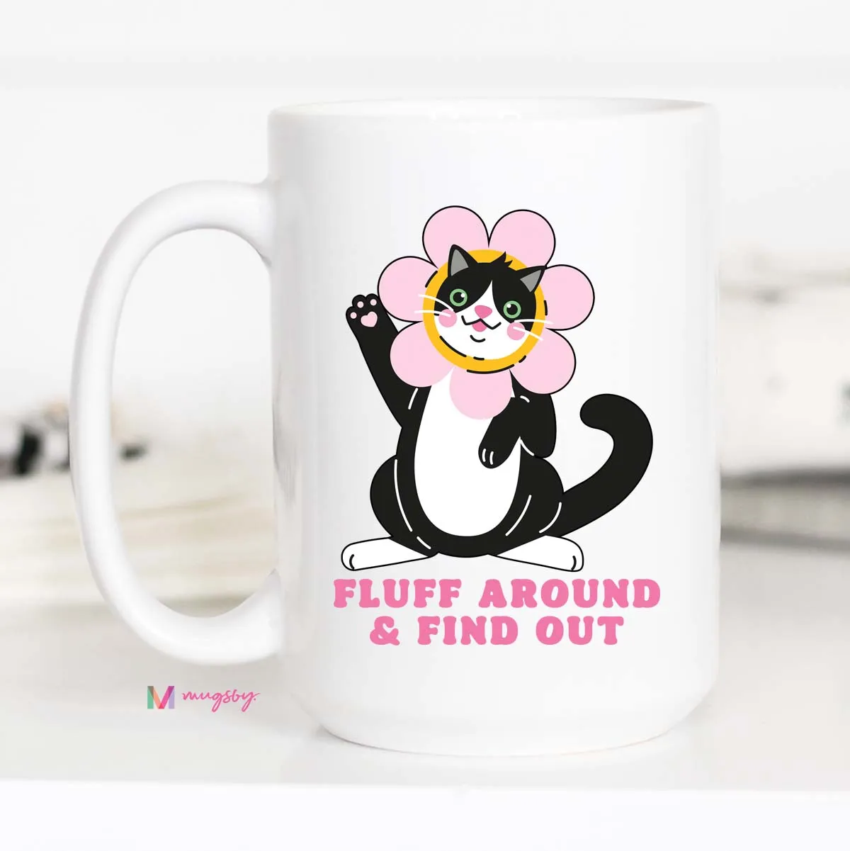 Mugsby Fluff Around and Find Out krus 325 ml sjov