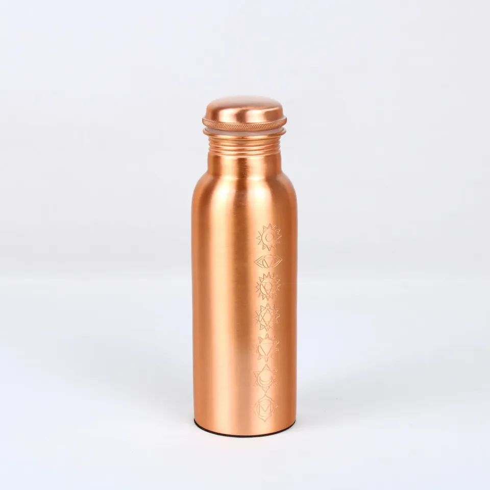 El'Cobre Seven Chakra kobberflaske 700 ml etching
