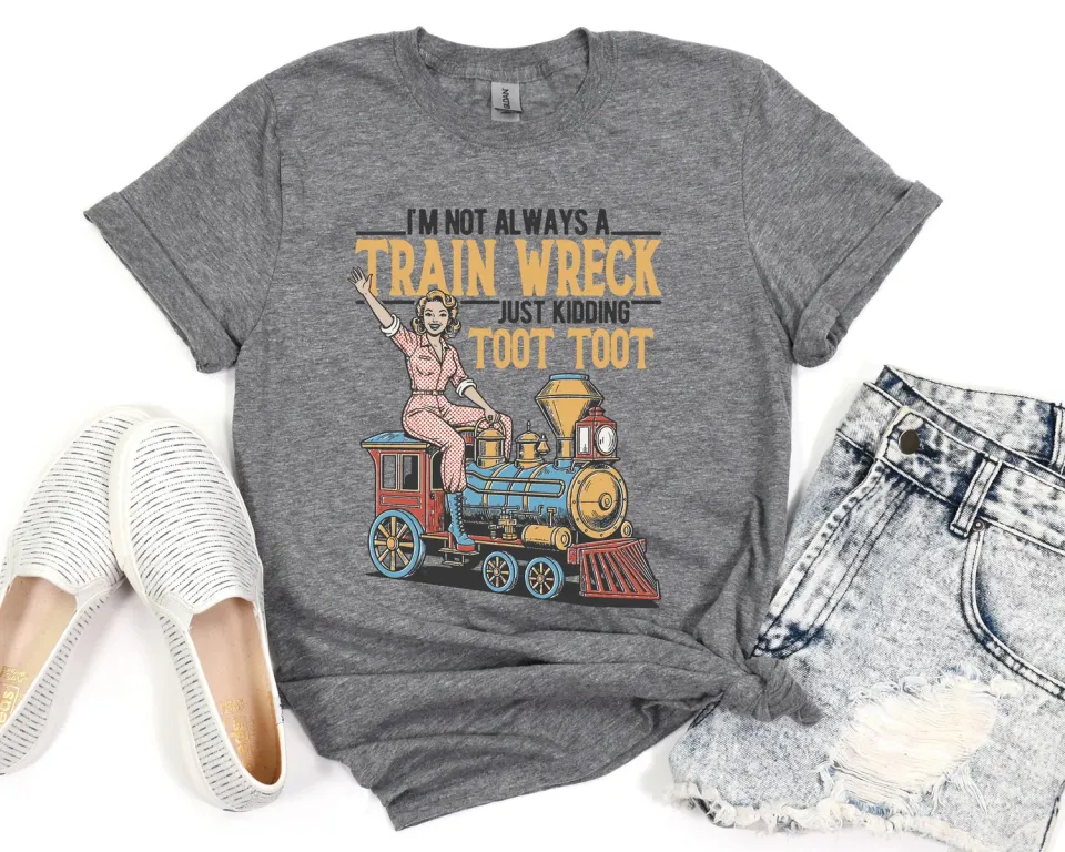 Mugsby I'm Not Always a Train Wreck t-shirt unisex bomuld