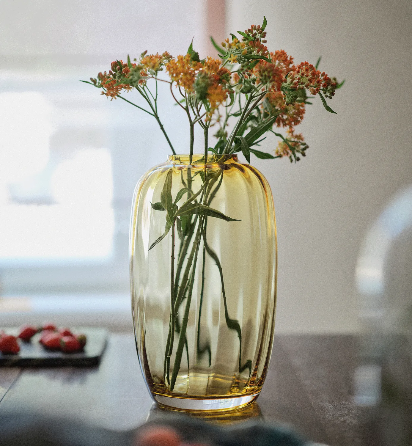Krosno Ballerina vase 34 cm ravfarvet glas