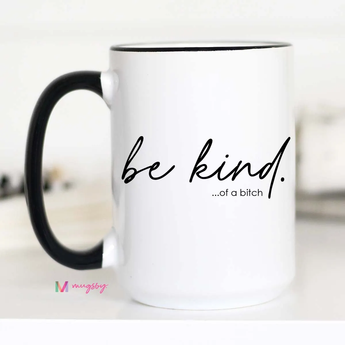 Mugsby Be Kind hvidt keramik krus 11 oz 325 ml